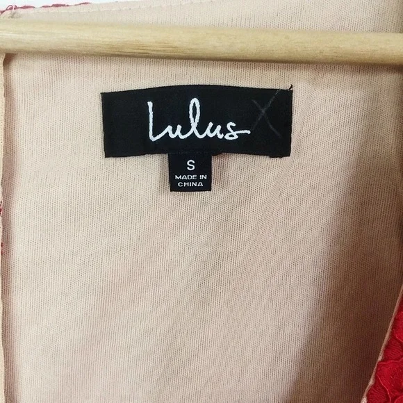Lulu's NWT Red Lace Bodycon Mini Dress Date S - Picture 5 of 9